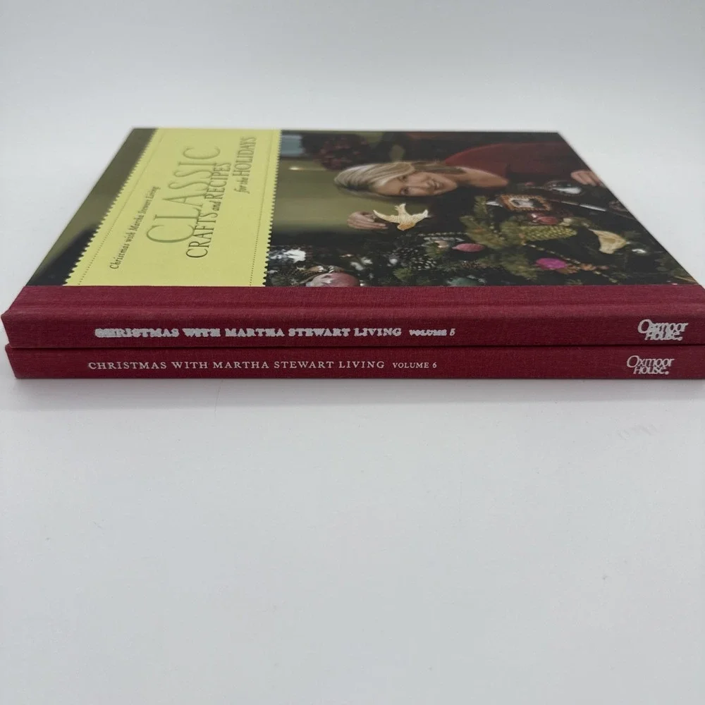 Lot Of 2 Christmas With Martha Stewart Living Classic Crafts & Recipes Holidays